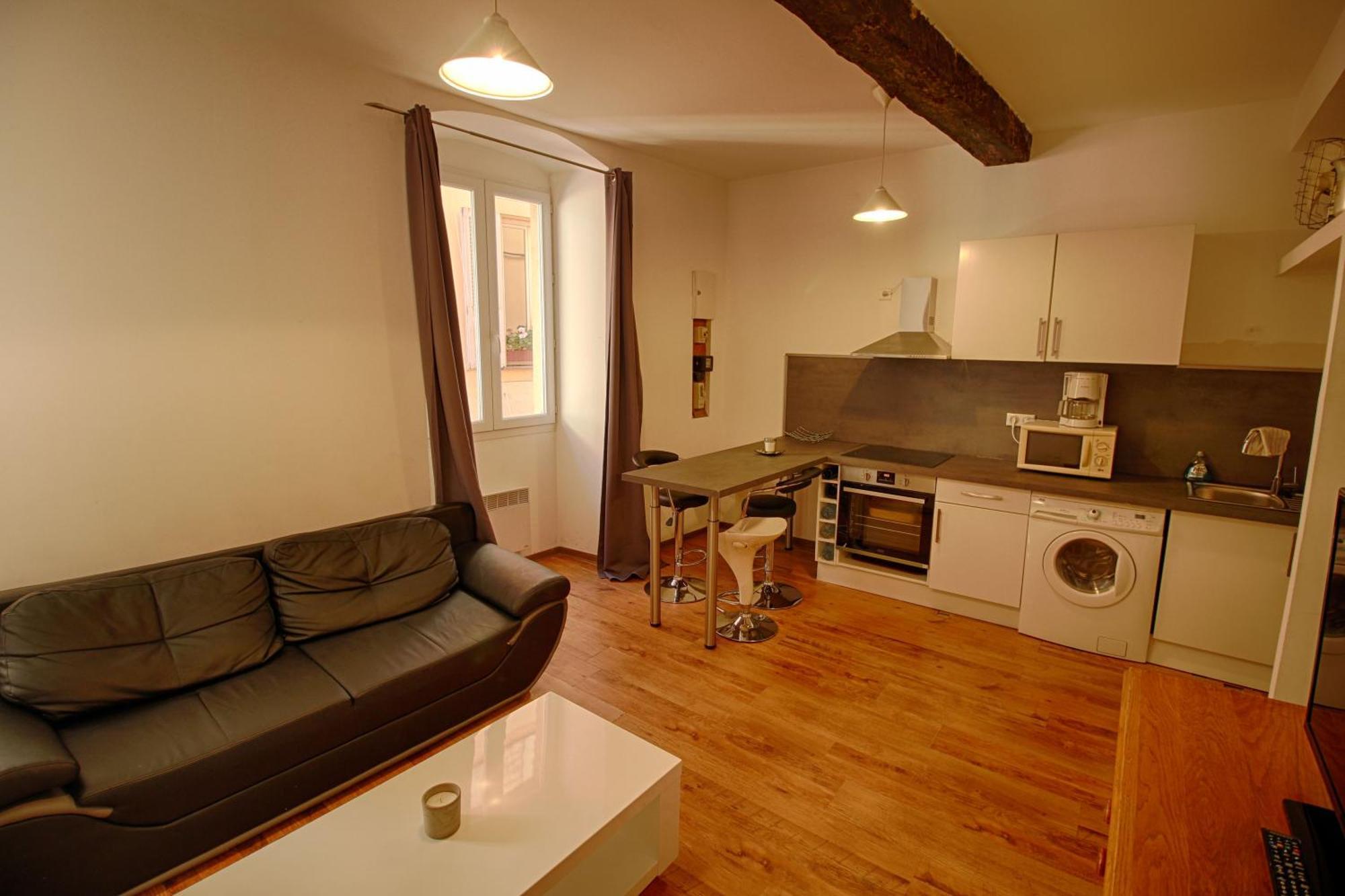 Conventionnel Chiappe Vieille Ajaccio Appartement Ajaccio (Corsica)